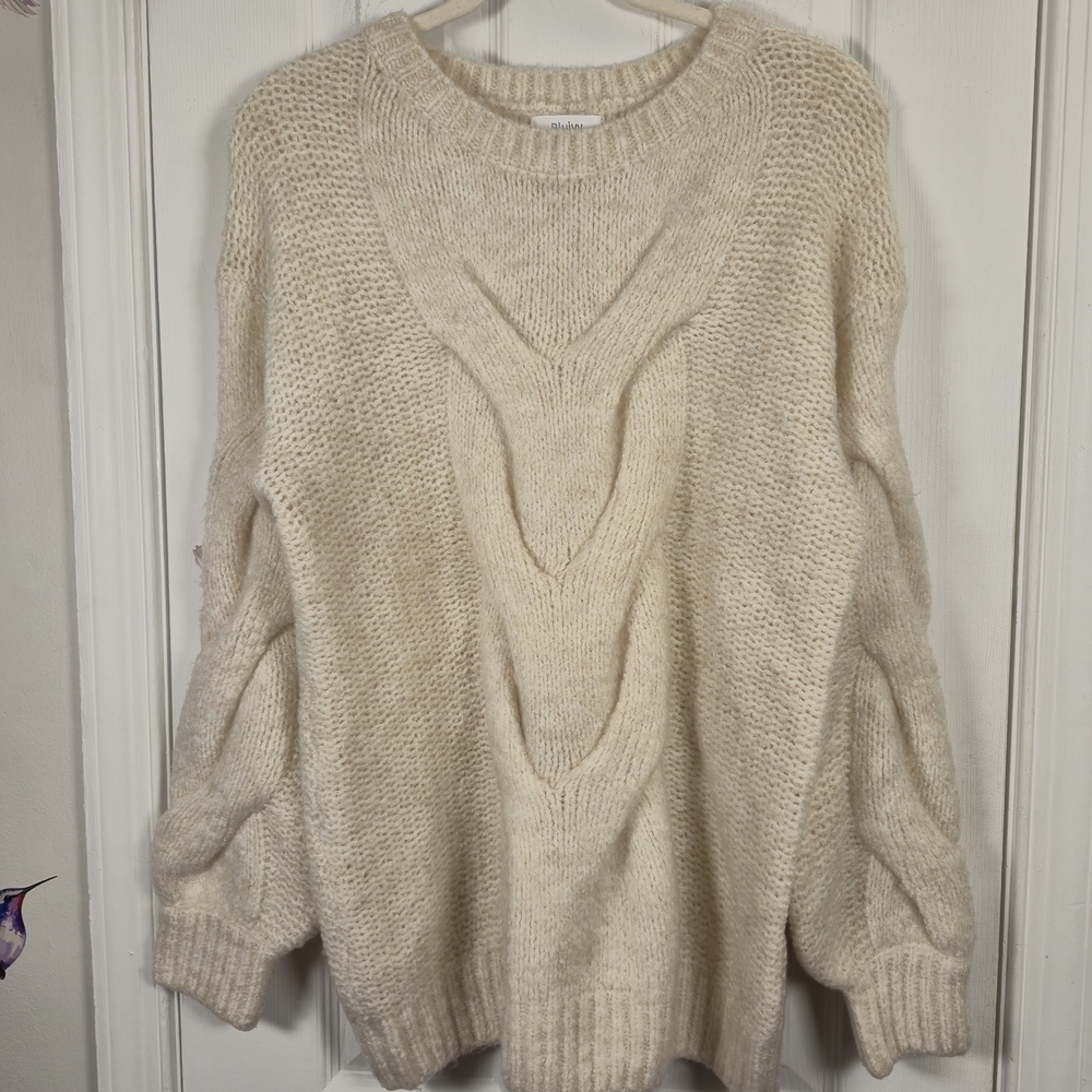 Bluivy Cream Oversized Cable Knit Sweater S/M Chunky Boho Coquette Winter White